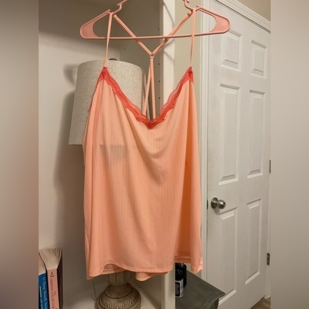 Peach Lace Sleep Set (Tank and Shorts) 2x 18/20